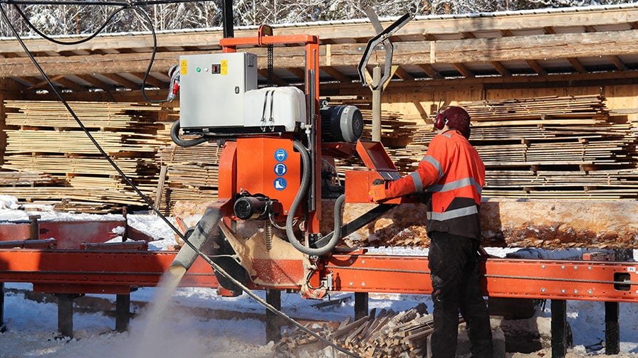The sawmilling